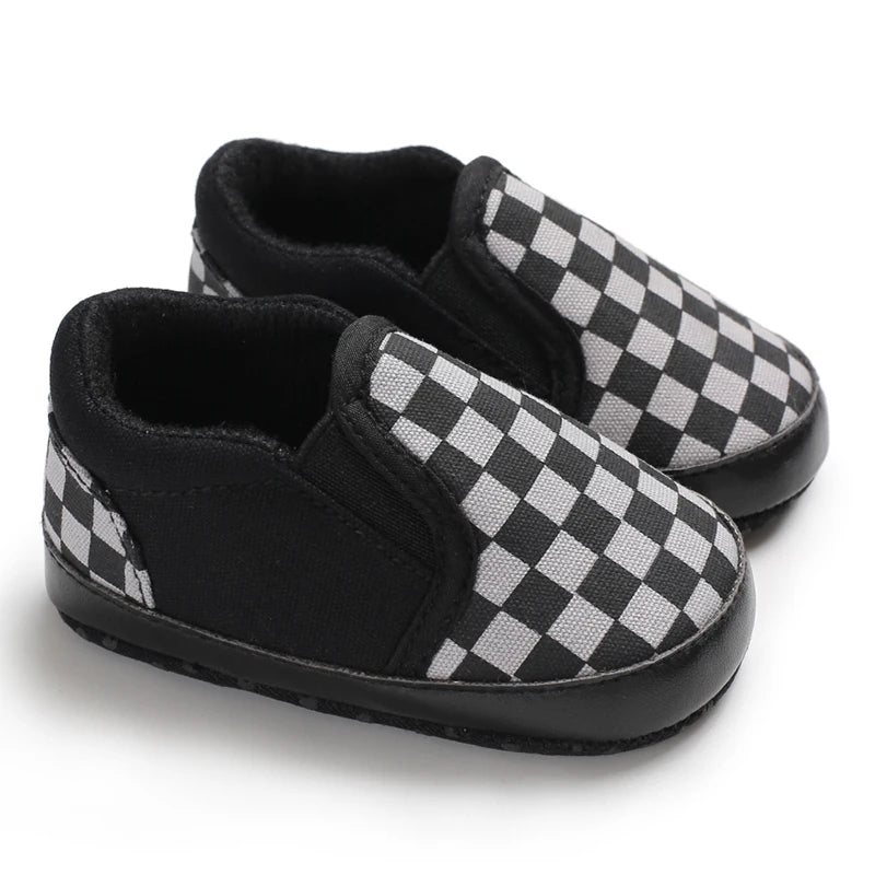 Newborn Baby Canvas Shoes – Anti-Slip Soft Sneakers for Baby Boys & Girls, Multi-Color Toddler First Walkers Crib Shoes