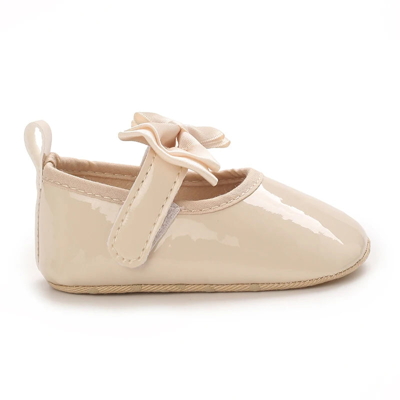 Solid Color Fashion Newborn Princess Shoes Non-Slip Cloth Bottom Shoes Girl Elegant Breathable Leisure Baby First Walking Shoes