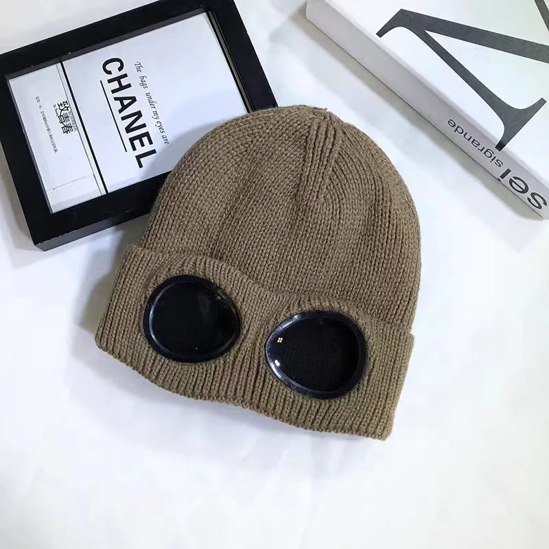Unisex Knit Ski Beanie with Built-In Goggles — Windproof, Anti-Slip Ear-Protection Winter Hat, One Size Fits Most (54–60 cm / 21–23.6 in)