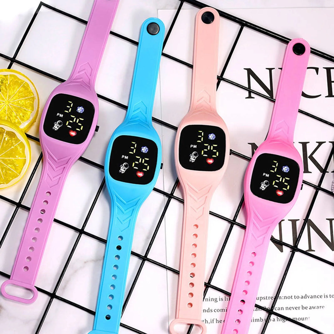 Children’s Sports Electronic LED Digital Watch 24-Hour Outdoor Sports Silicone Strap Football Watch