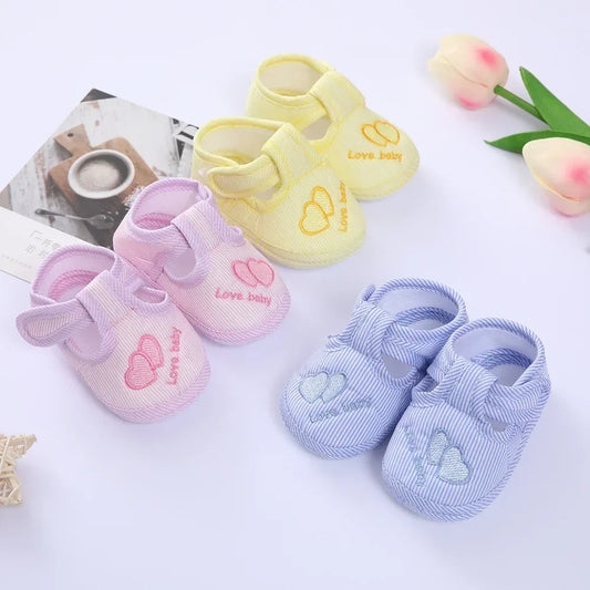 Double Heart Spring and Autumn Shoes – Soft Soled Toddler Shoes for Men & Women, 0-1 Years Old, Baby Walking Shoes (3-6-9 Months)