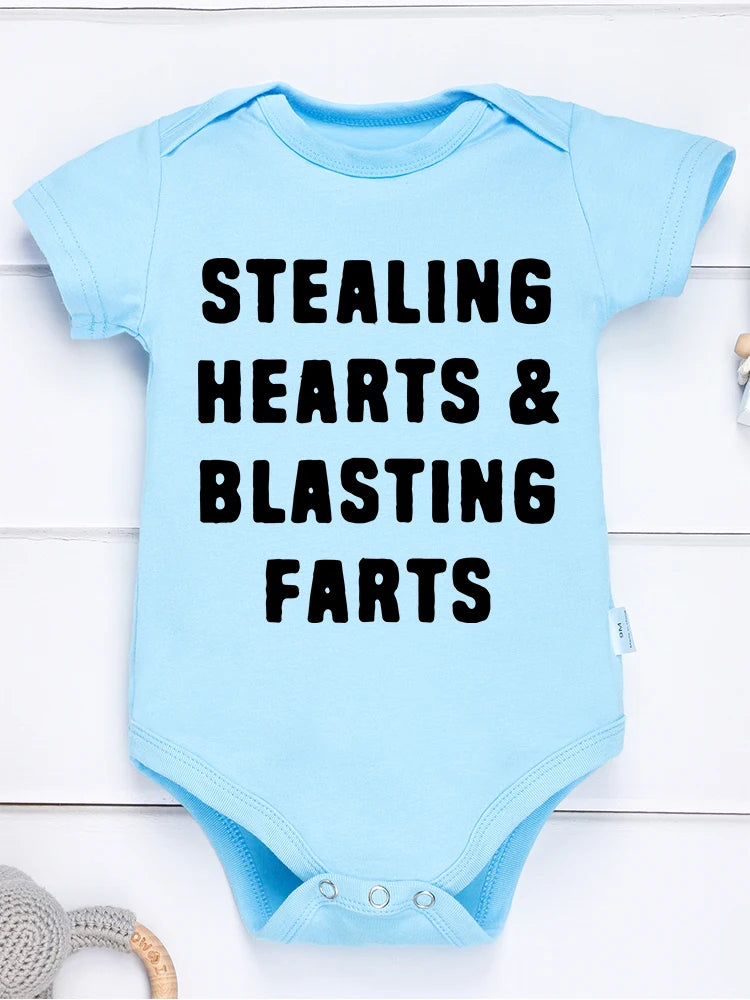 Creative Baby Onesie – "Stealing Hearts and Blasting Farts" Letter Print Funny Bodysuit – Comfy & Breathable Cotton Infant Clothes (0-24M)