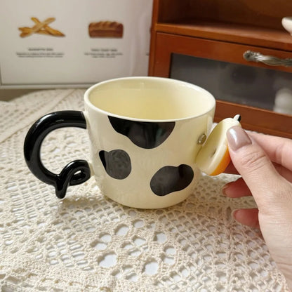Magnetic 3D Cartoon Cow Head Ceramic Mug with Spoon — Tilted-Tail Coffee Cup, 1-Pack Gift for Kids & Couples