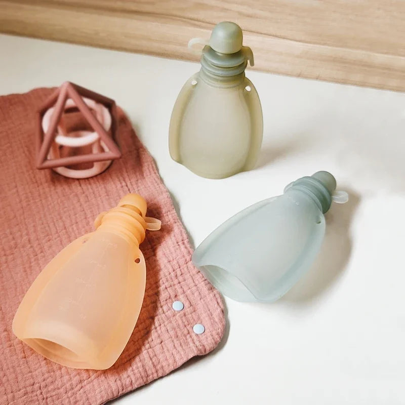 120ML BPA-Free Refillable Silicone Baby Food Bags - Reusable Squeeze Storage Containers for Toddlers & Kids