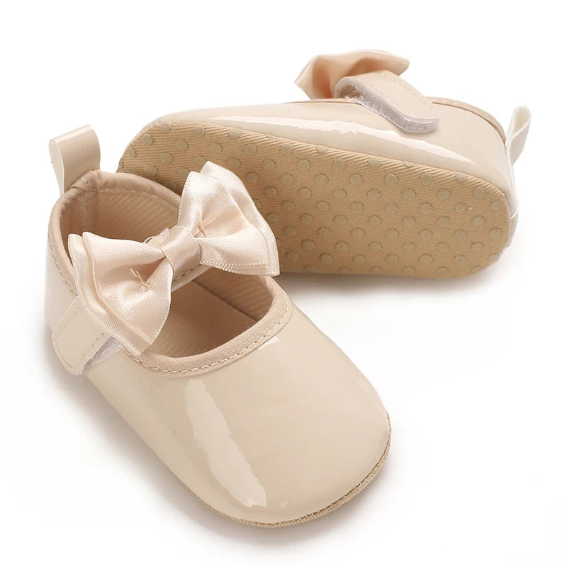 Solid Color Fashion Newborn Princess Shoes Non-Slip Cloth Bottom Shoes Girl Elegant Breathable Leisure Baby First Walking Shoes