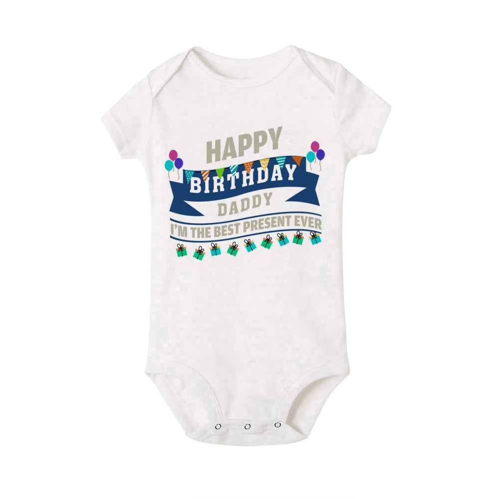 “Happy Birthday Daddy, I Love You” – Adorable Newborn Baby Bodysuit, Short-Sleeve Infant Romper, Perfect Birthday Gift for Dad