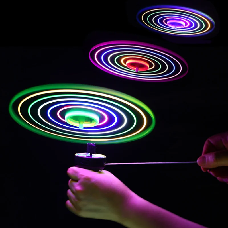 Flashing LED Spinning UFO Flying Saucer Toy with Pull String & Handle — 1-Pack Outdoor Kids Toy