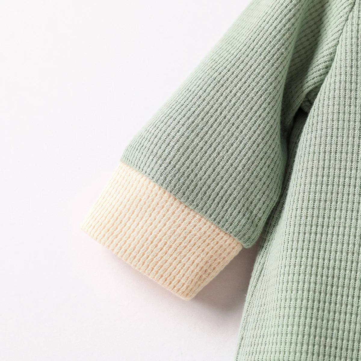 Baby Newborn Boys’ Long Sleeve Jumpsuit – Green Solid Waffle Casual Romper with Button (Spring/Autumn)