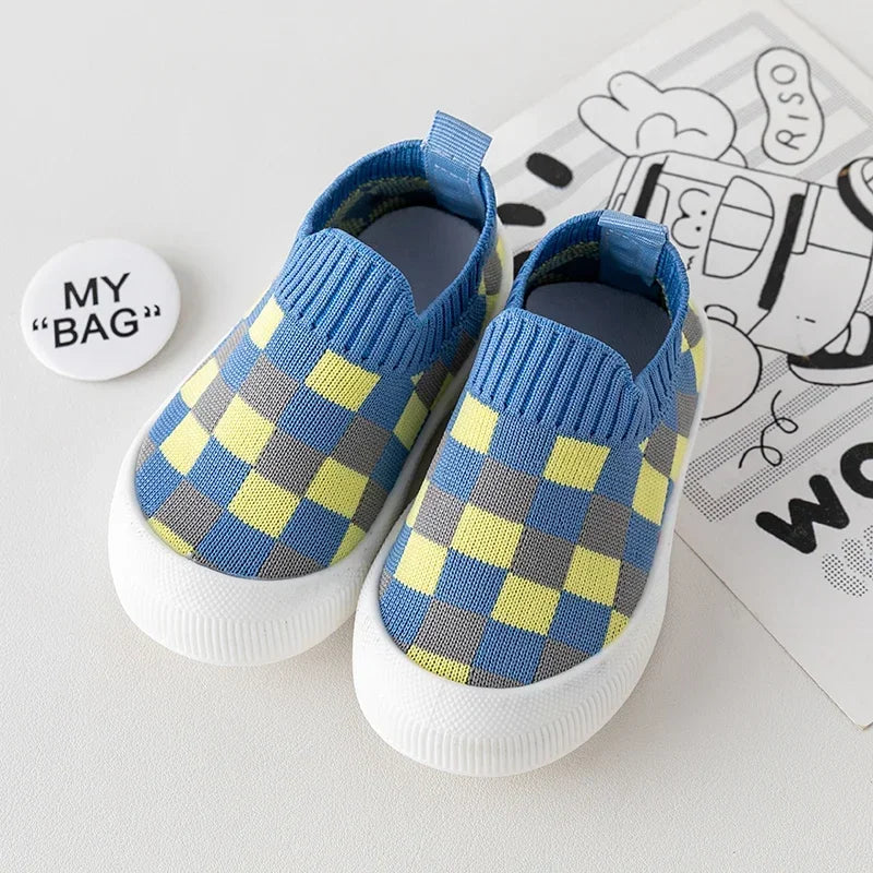 Spring New Slip-On Toddler Shoes – Non-Slip Classic Plaid First Walkers for Boys & Girls, Autumn Sport Sneakers