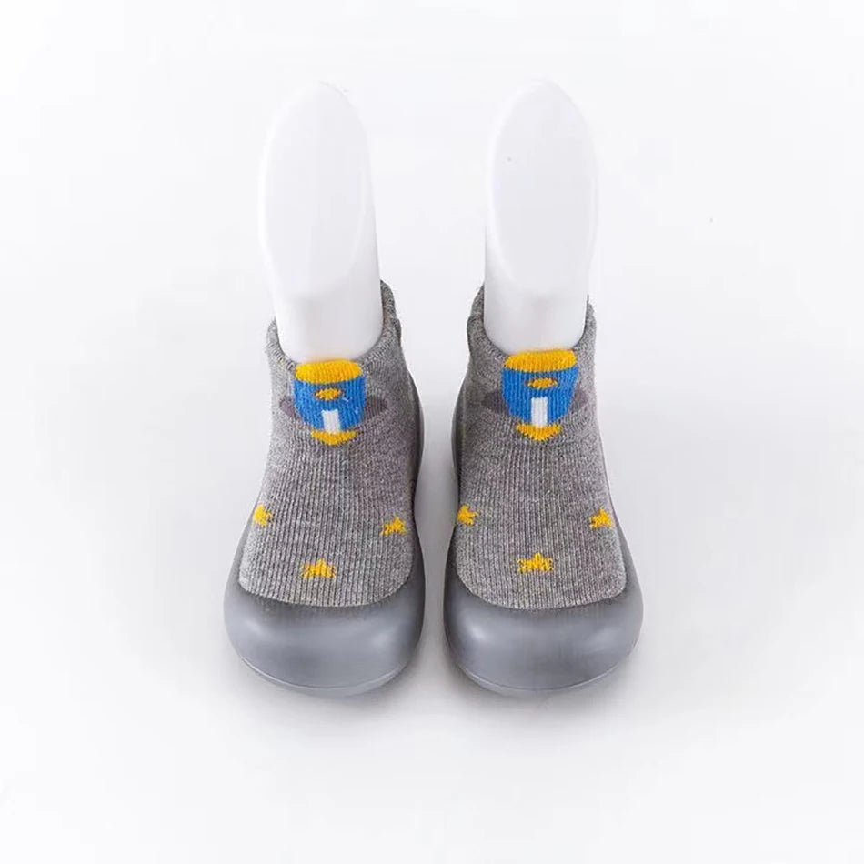 Cute and Comfy Cotton Newborn Baby First Walkers – Soft-Soled Indoor Casual Shoes, Breathable and Non-Slip Baby Shoes
