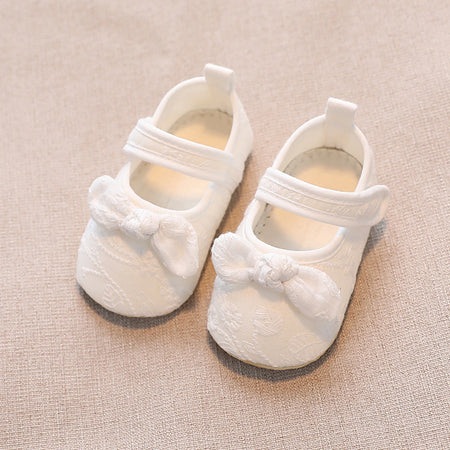 BeQeuewll Infant Baby Girls Shoes – Non-Slip Soft Soled Lace Bowknot Flats, Spring/Autumn First Walker Princess Shoes