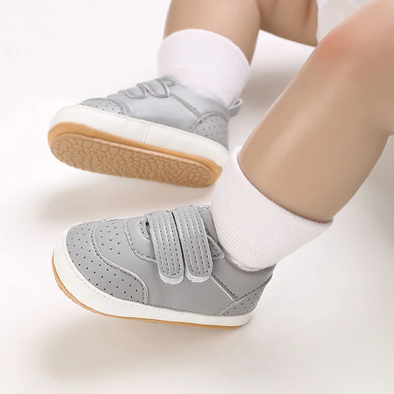 HAIZHIW Newborn Baby Boy & Girl Leather Shoes – Infant First Walkers, Non-Slip Rubber Toddler Retro Shoes (0-18M)