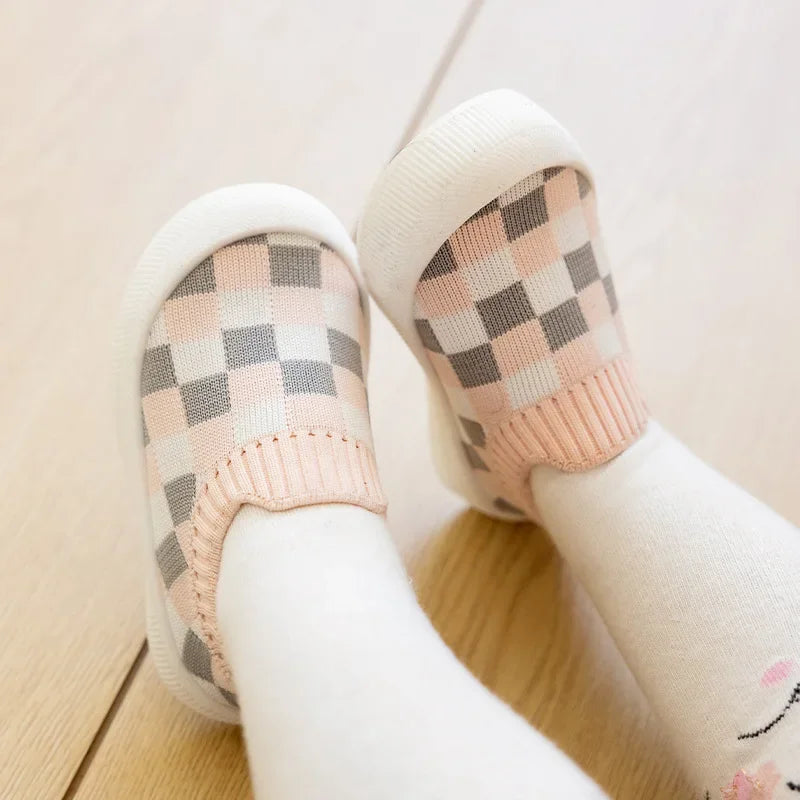 Spring New Slip-On Toddler Shoes – Non-Slip Classic Plaid First Walkers for Boys & Girls, Autumn Sport Sneakers