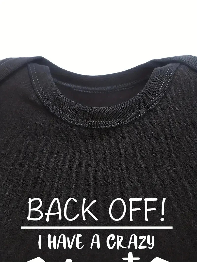 “Back Off! I Have a Crazy Aunt” – Funny Letter Print Baby Onesie, Short-Sleeve Bodysuit for Newborns & Infants