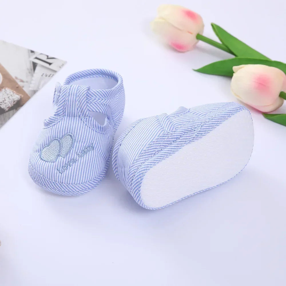 Double Heart Spring and Autumn Shoes – Soft Soled Toddler Shoes for Men & Women, 0-1 Years Old, Baby Walking Shoes (3-6-9 Months)