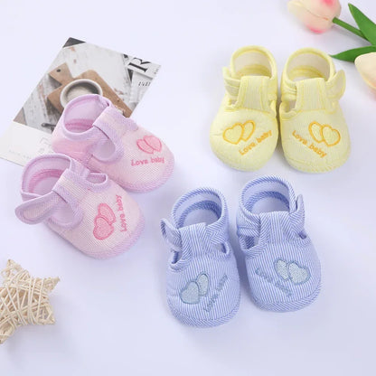 Double Heart Spring and Autumn Shoes – Soft Soled Toddler Shoes for Men & Women, 0-1 Years Old, Baby Walking Shoes (3-6-9 Months)