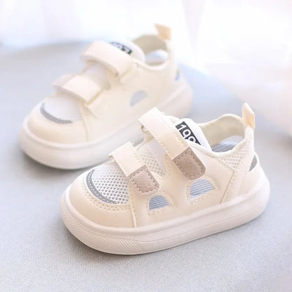 Kids Sports Sandals Summer New Boys' Hollow Board Shoes 1-4 Years Old Comfortable Casual Sandals for Boys Baby Shoes