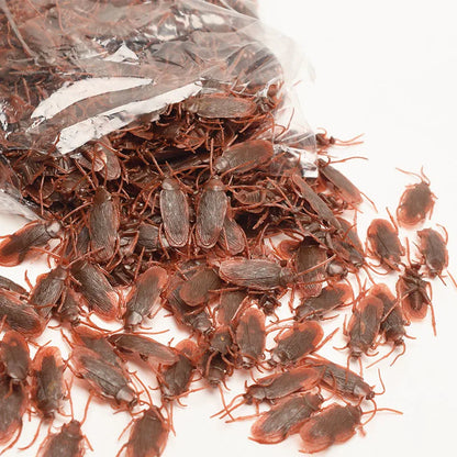 Realistic Plastic Cockroach Prank Toys — 10/20-Pack Fake Roaches, 7×2 cm (2.8×0.8 in) Scary Halloween & Gag Gift