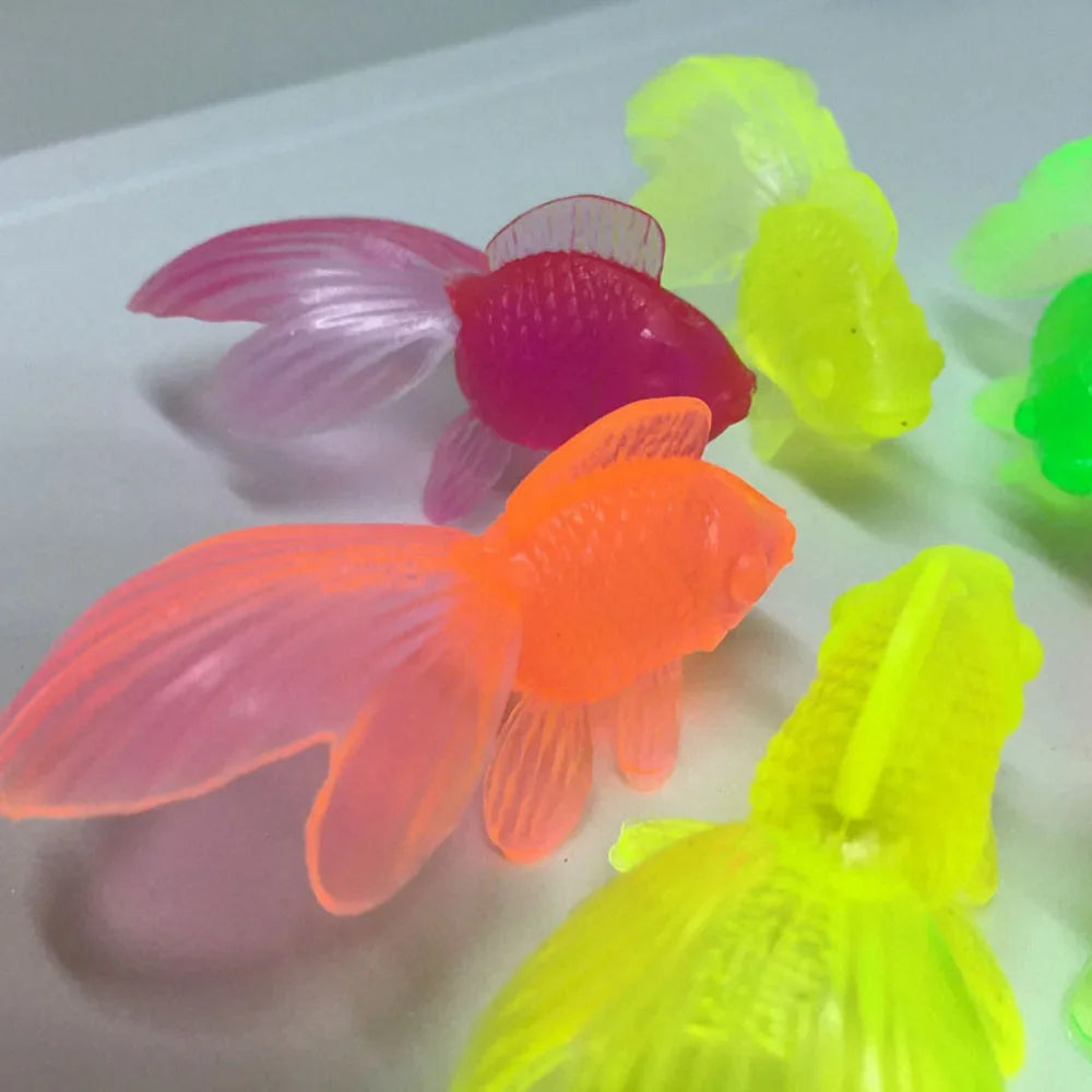 10Pcs Soft Rubber Goldfish Bath Toys – Mini Floating Fish for Toddlers