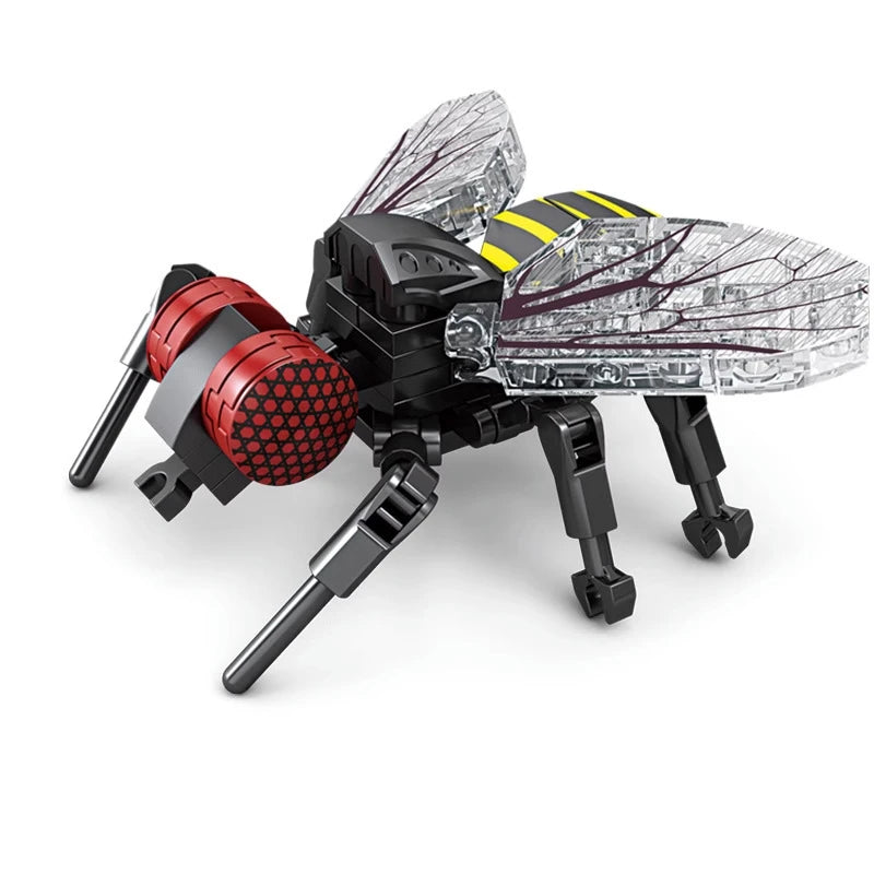 Creative Building Blocks Insect Models – Bee, Dragonfly, Ant, and Mantis Assembled Toys for Kids