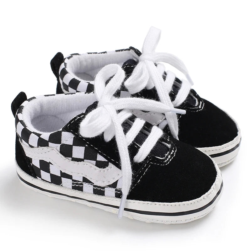 Newborn Baby Canvas Shoes – Anti-Slip Soft Sneakers for Baby Boys & Girls, Multi-Color Toddler First Walkers Crib Shoes