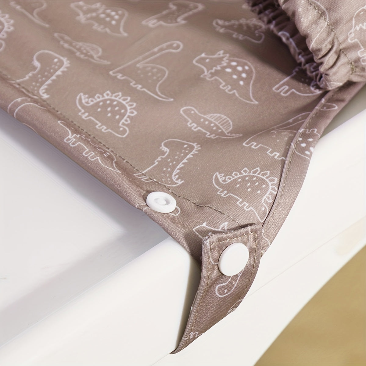 Waterproof Brown Highchair Cover – Durable Long-Sleeve Polyester Feeding Bib with Playful Animal Design – Perfect for Mealtime & Art Activities, Great Holiday Gift - Kidzy Market