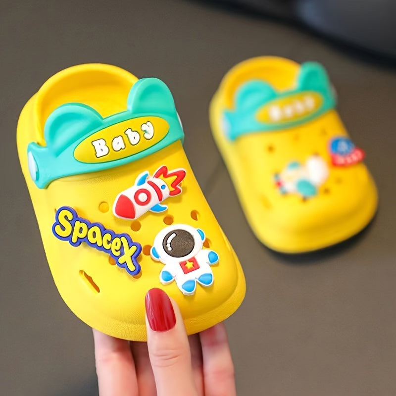 Children's Soft Bottom Summer Slippers for Girls, Cartoon Pattern, Light Up Crib Shoes, Breathable, PVC Upper, Sole, and Insole, No Lining Inside, Spring/Summer